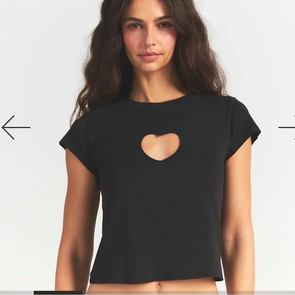 Skims Heart Cut Out Set - Picture 2 of 7